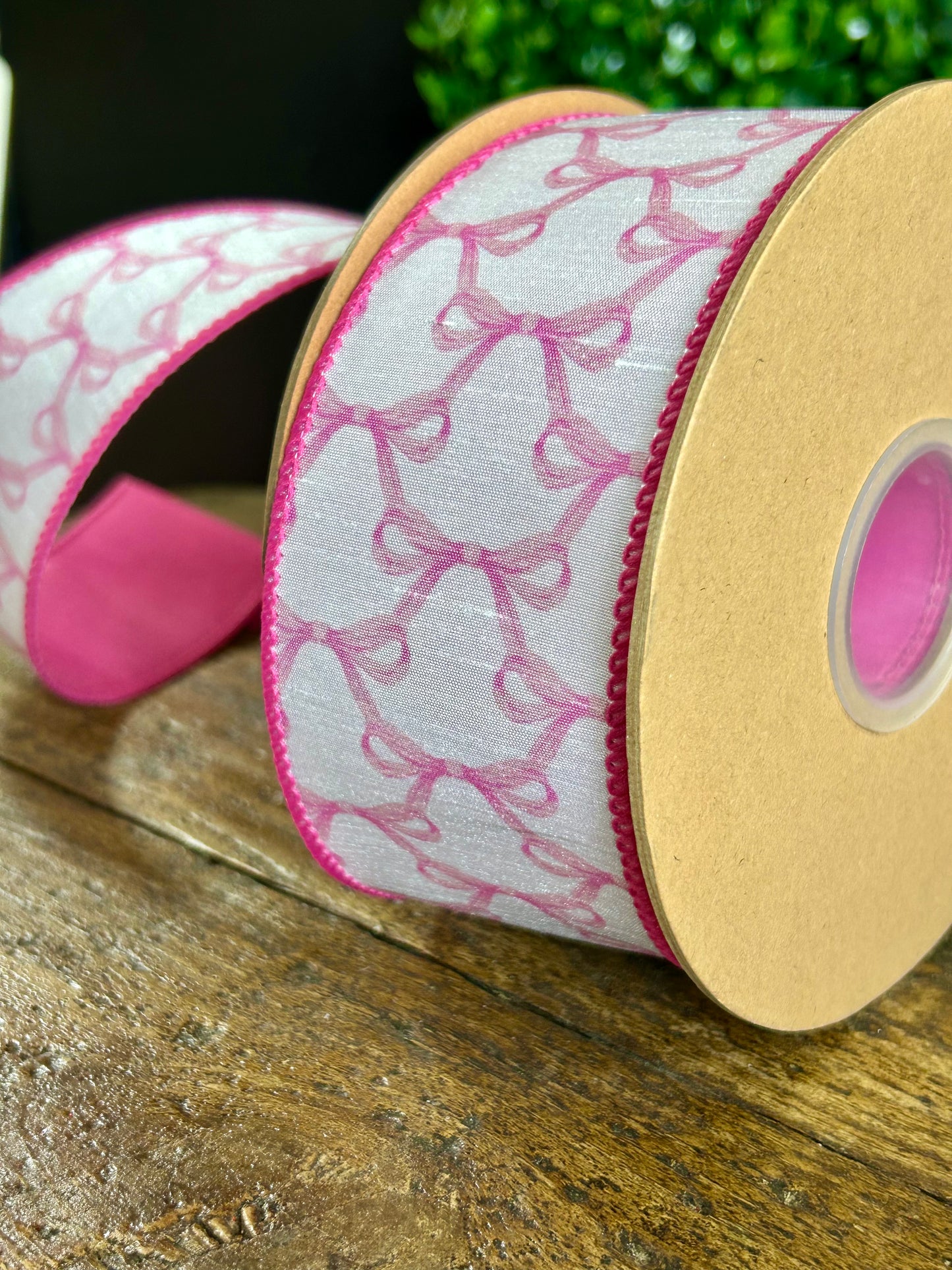 2.5 Inch By 10 Yard Pink Bows On White Dupioni Ribbon