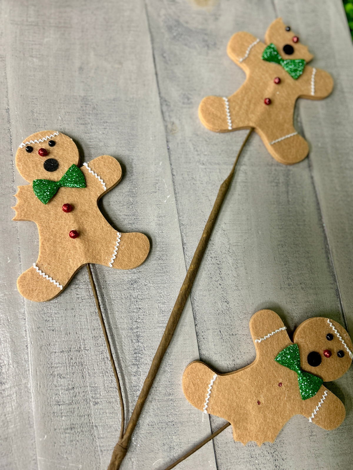 30 Inch Bitten Gingerbread Men Pick