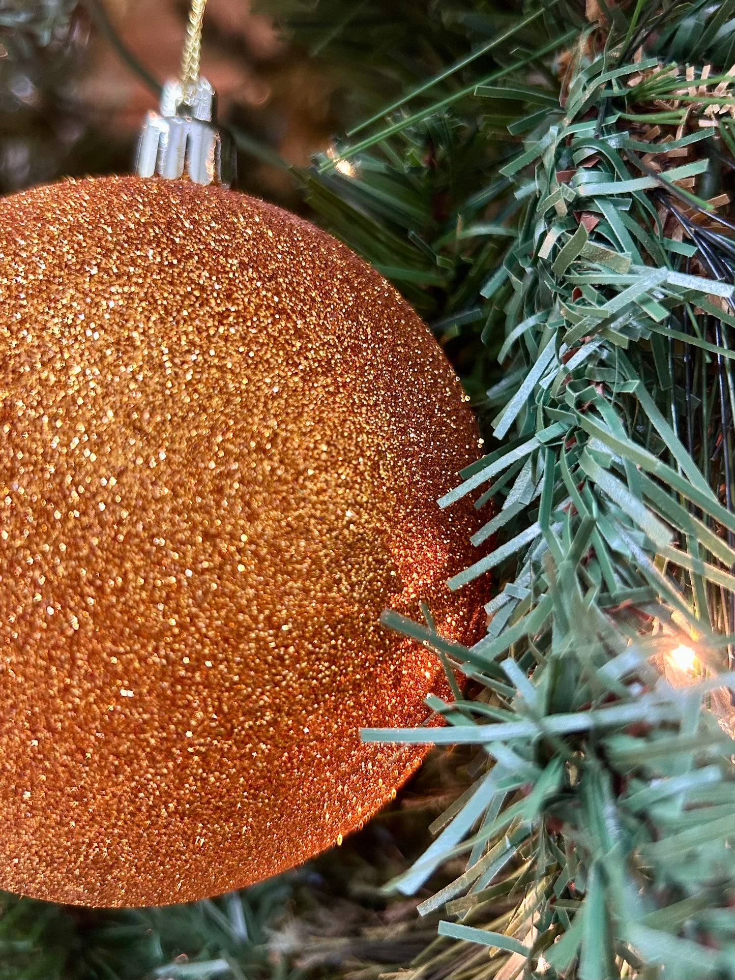 4 Inch Copper Glittered Ball