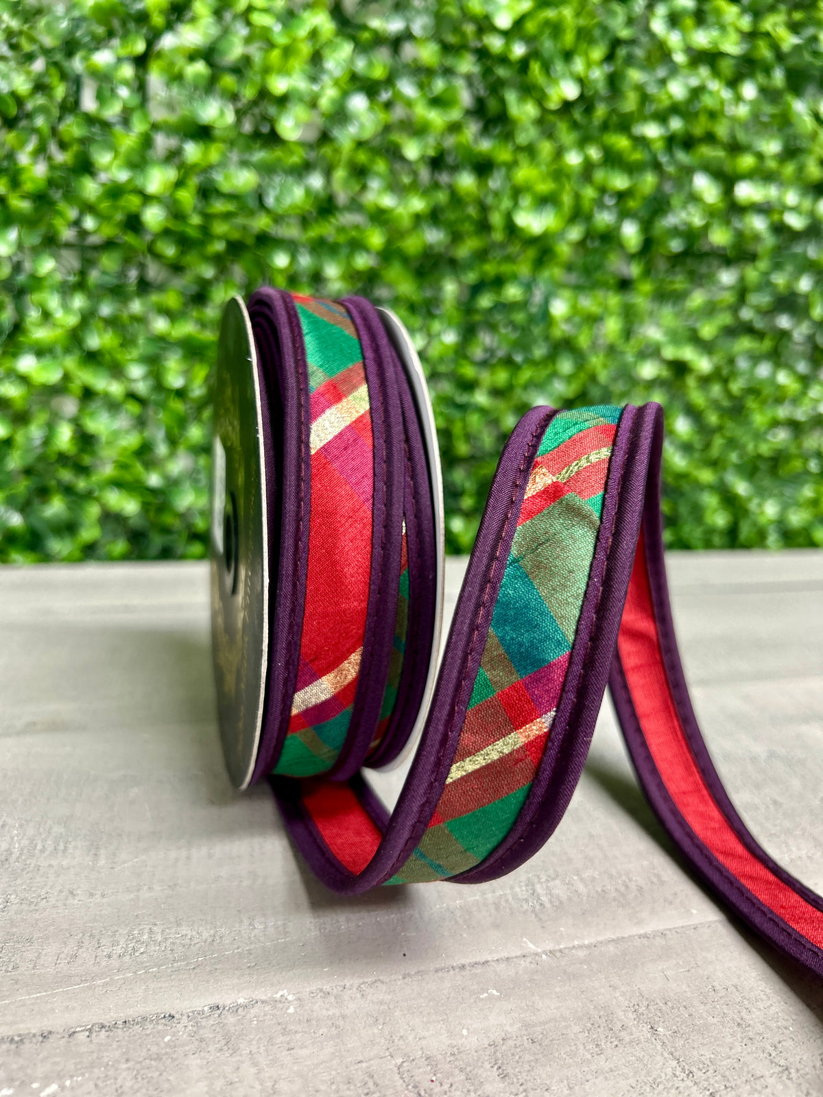 John Mark 1 Inch By 10 Yard Metallic Dupioni Plaid Gold Accent With Purple Edge Ribbon