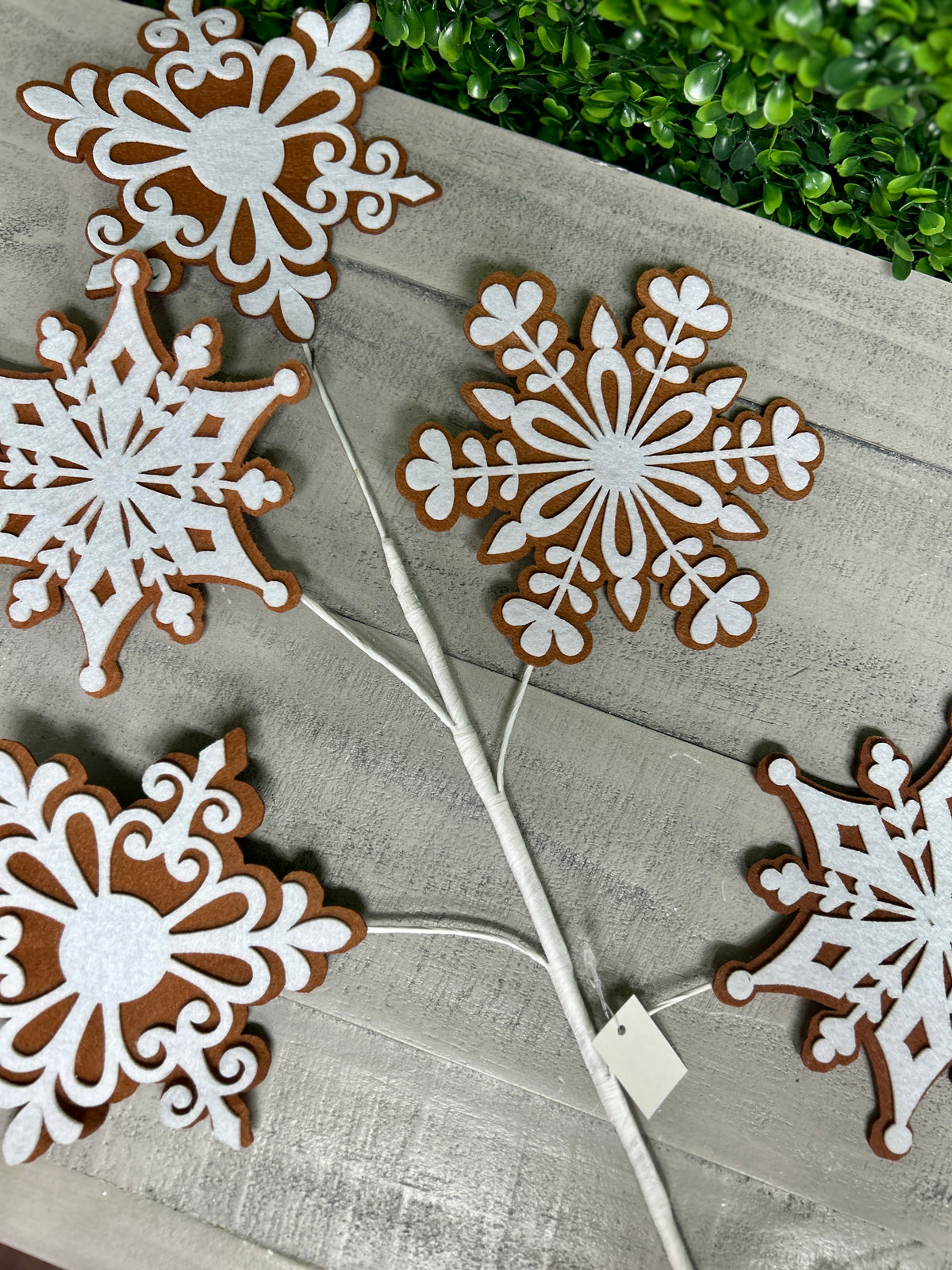 29 Inch Felt Gingerbread Snowflake Spray