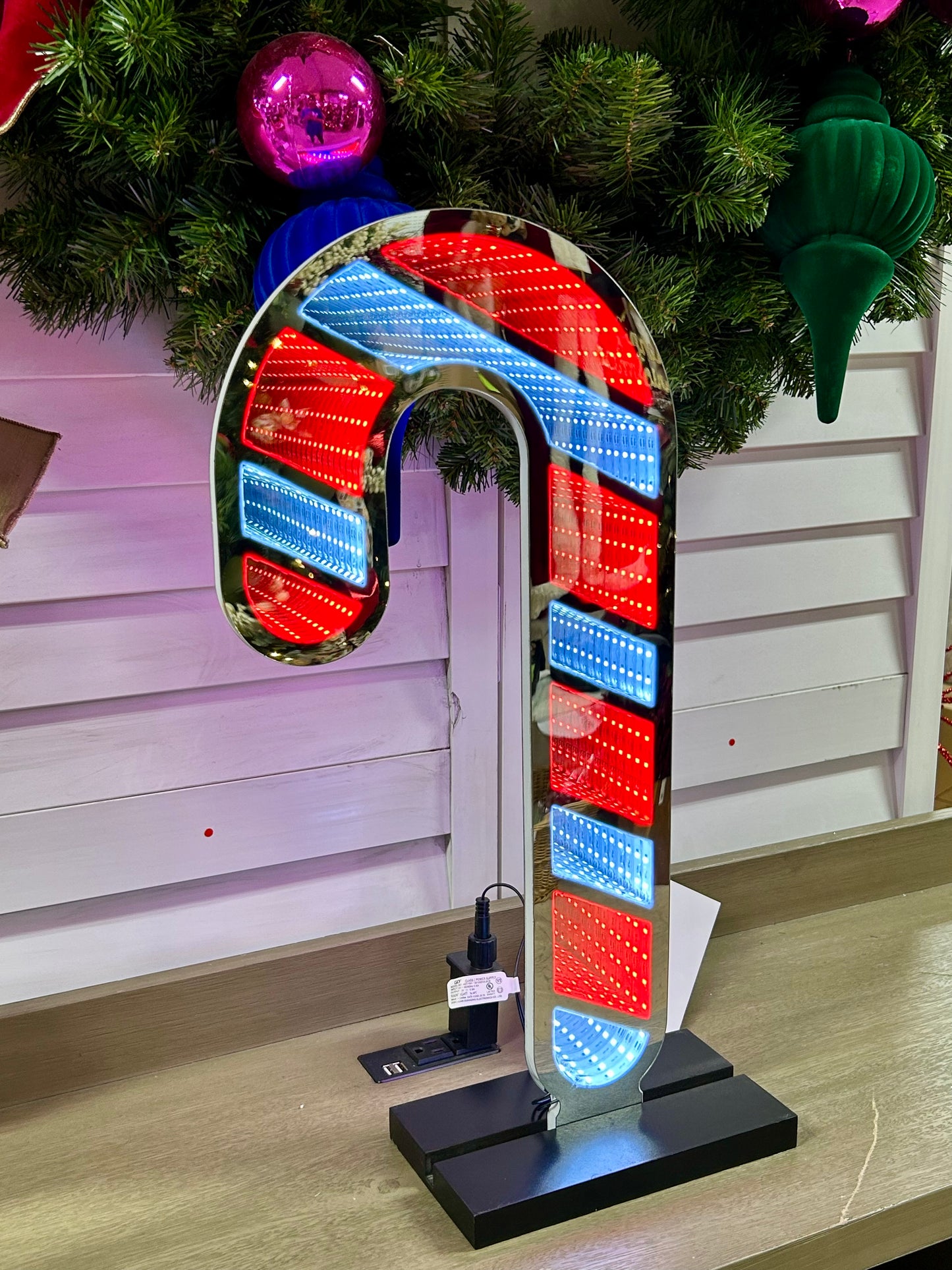 21.5 Inch Electric Infinity Lighted Candy And Candy Cane With Wood Base Two Styles