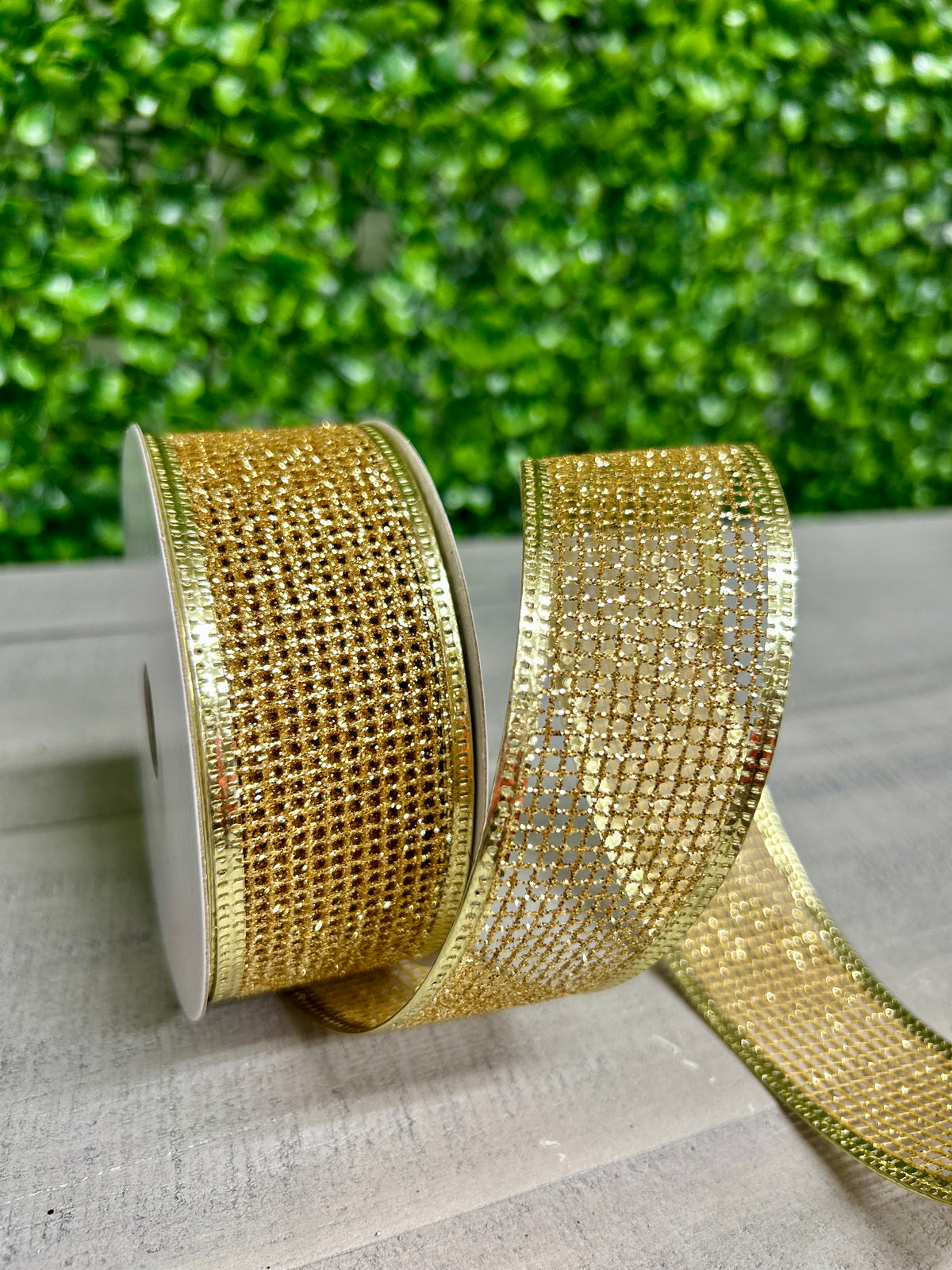 1.5 Inch By 10 Yard Gold Glitter Net With Metallic Edge Ribbon