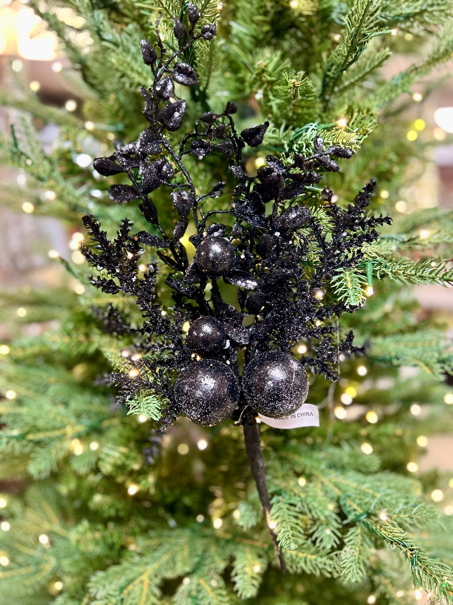 18 Inch Black Ball Berry Spray