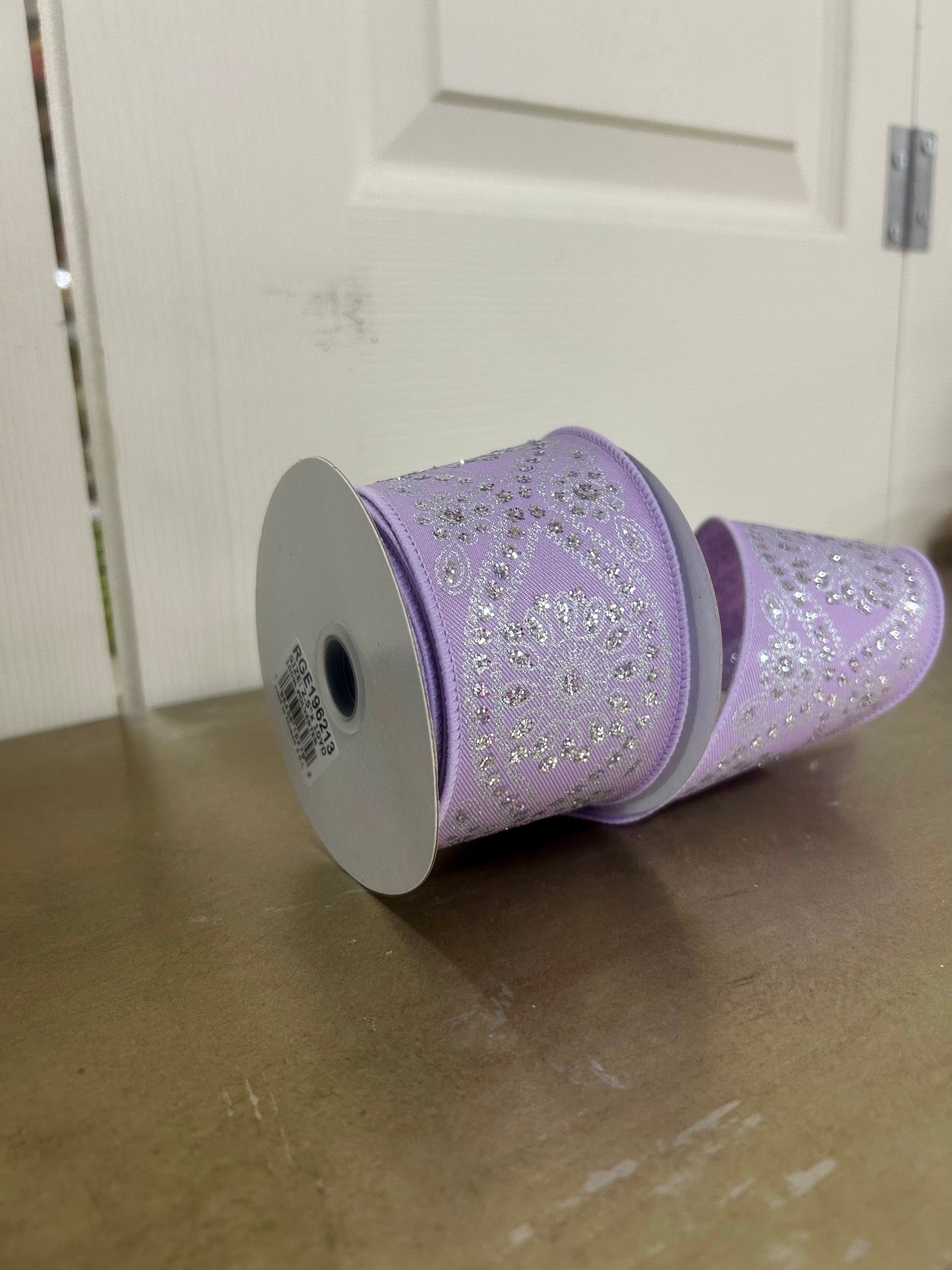 2.5 Inch By 10 Yard Lavender And Silver Deluxe Wavy Floral Ribbon