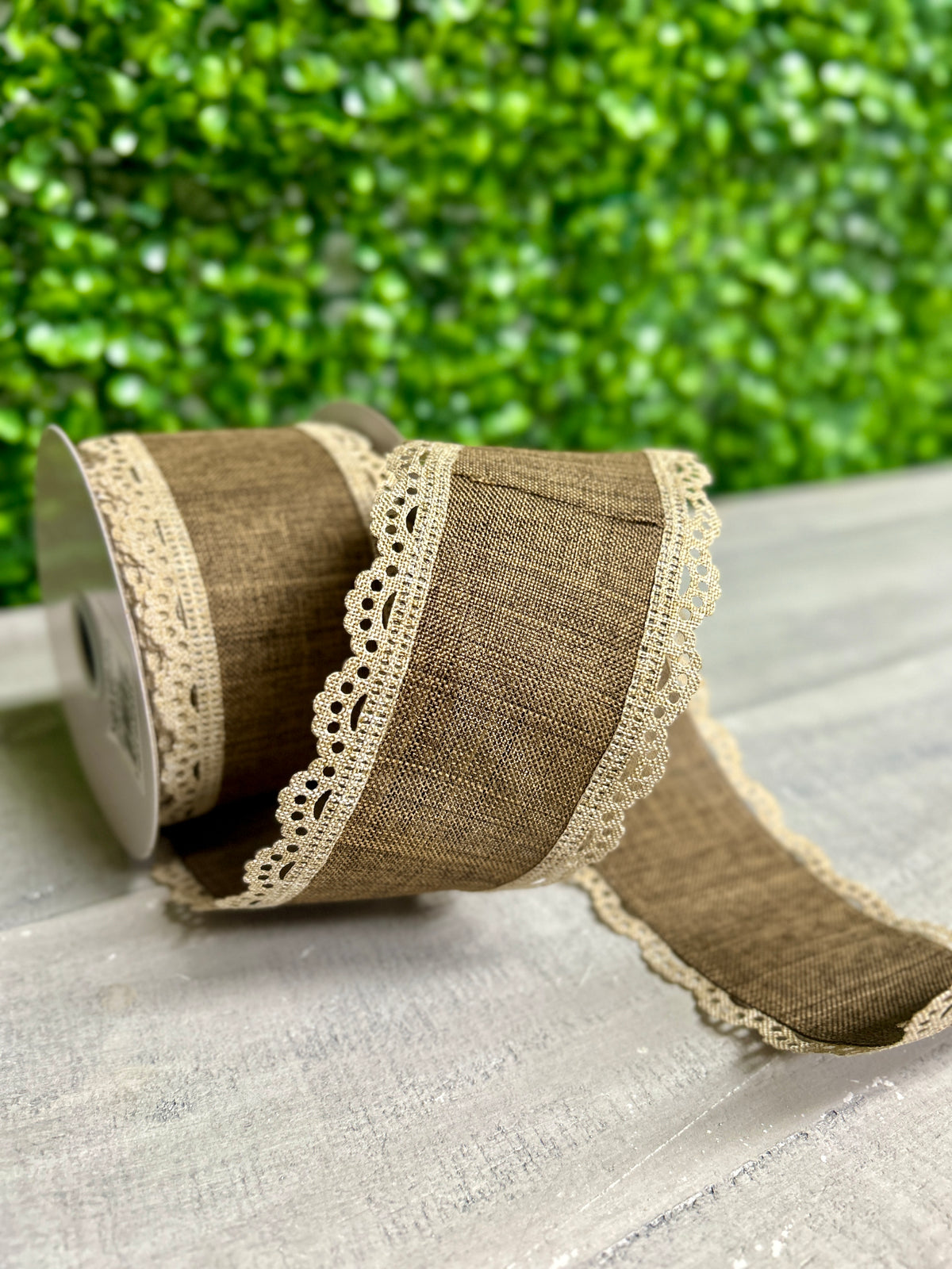 2.5 Inch By 10 Yard Light Beige And Brown Lace Edge Royal Burlap Ribbon
