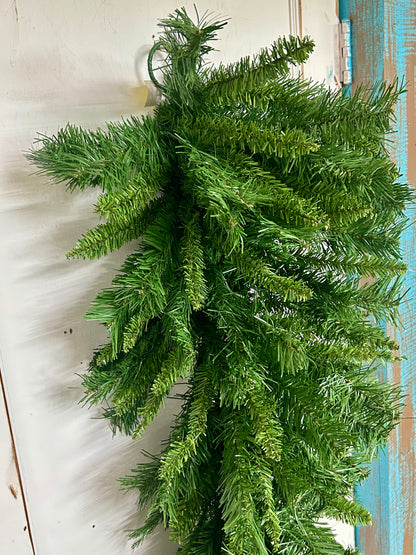 46 Inch Mixed Pine Teardrop Swag