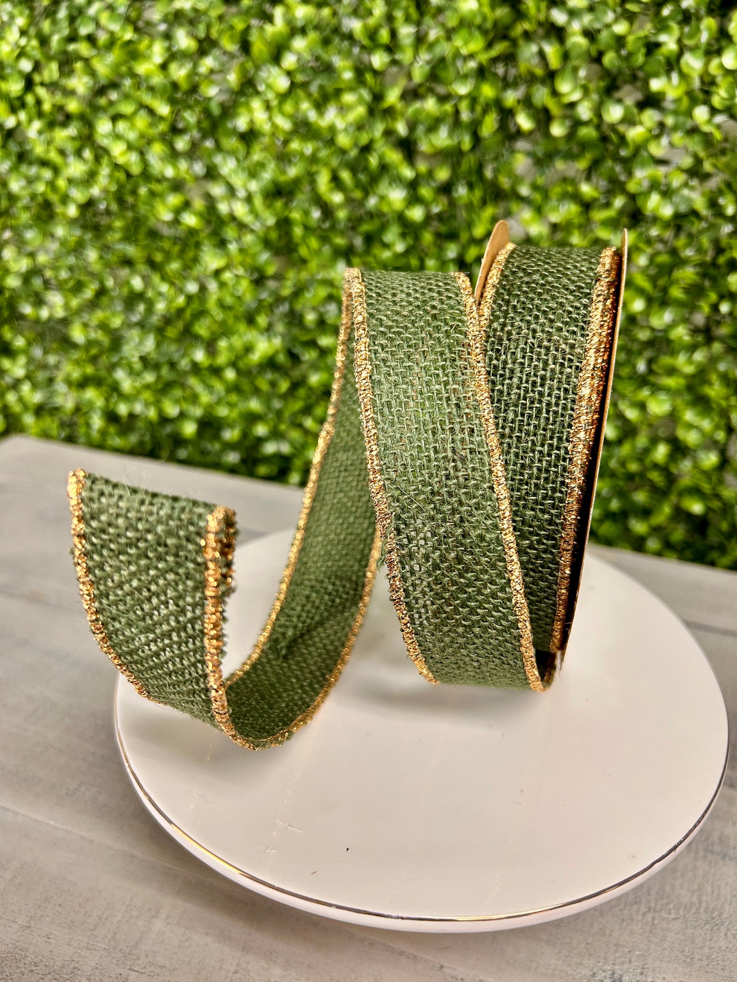 1 3/8 Inch By 10 Yard Hunter Green Burlap With Gold Edge Ribbon