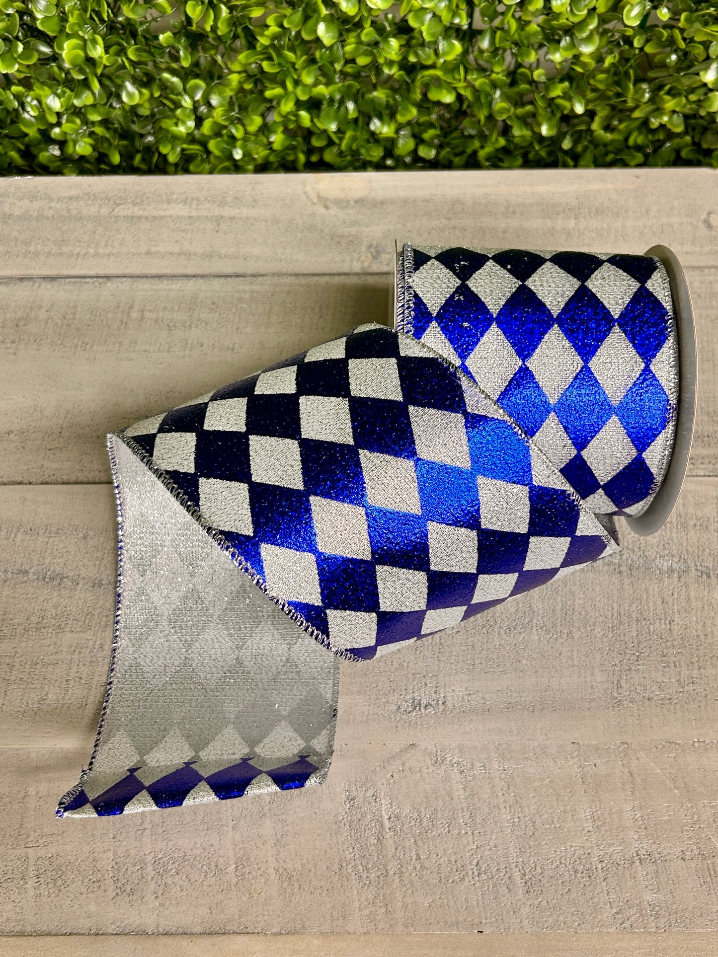 4 Inch By 10 Yard Royal Blue And Silver Harlequin Diamond Glimmer Deluxe Ribbon
