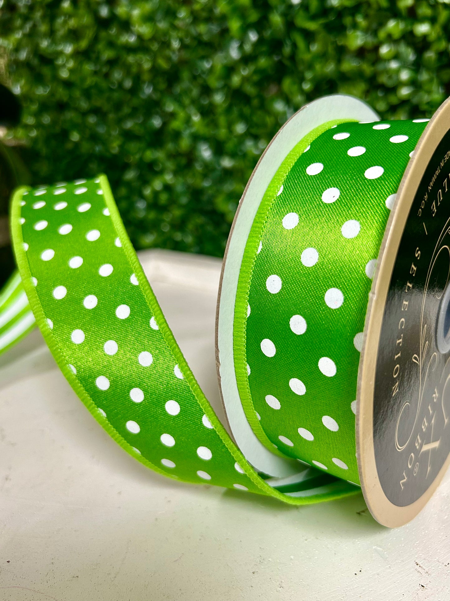 1.5 Inch By 10 Yard Fresh Green And White Polka Dot With Stripe Backing Ribbon