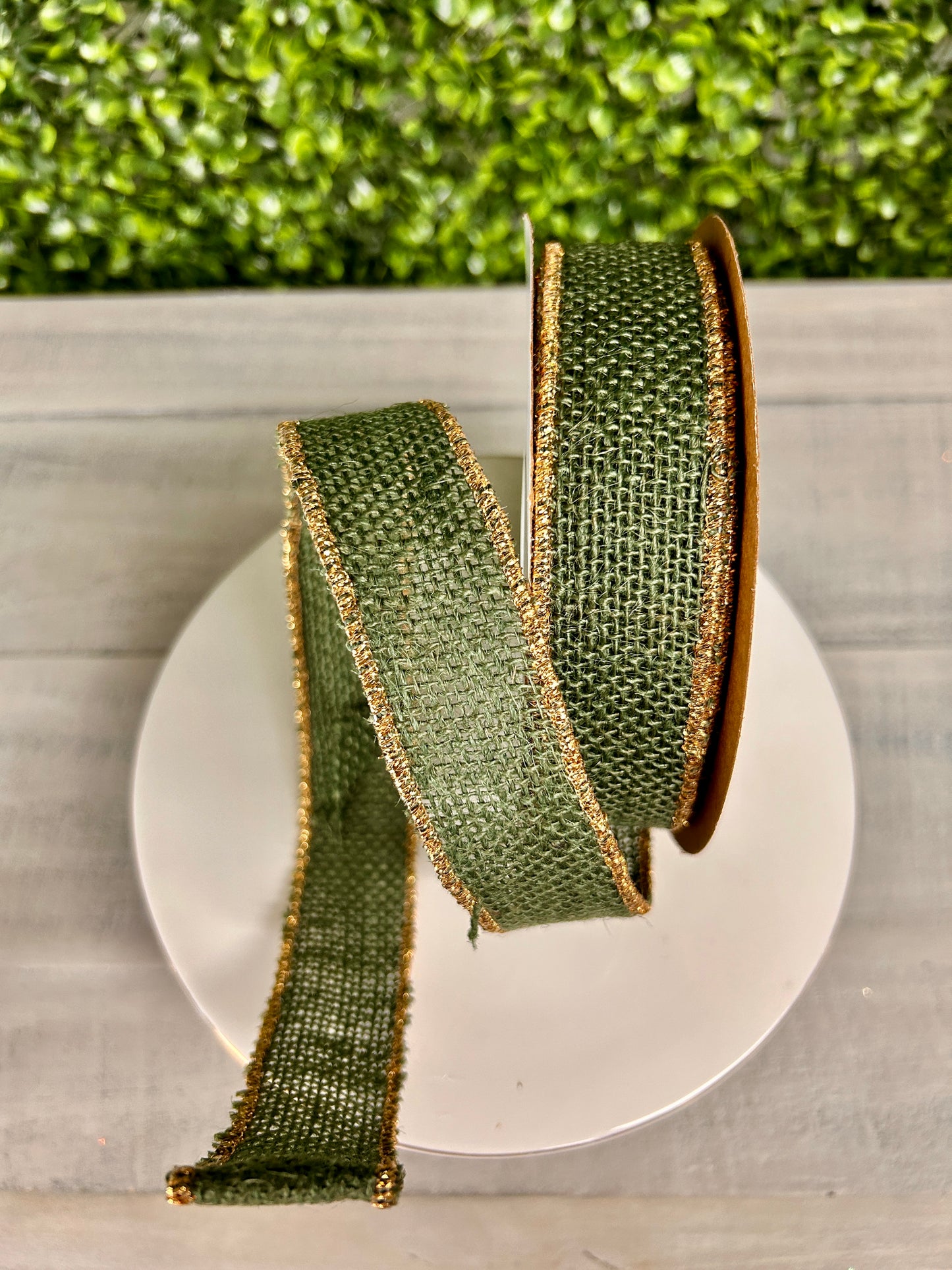 1 3/8 Inch By 10 Yard Hunter Green Burlap With Gold Edge Ribbon