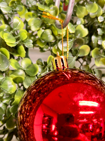 2.75 Inch Red 8 Piece Boxed Ornament Set