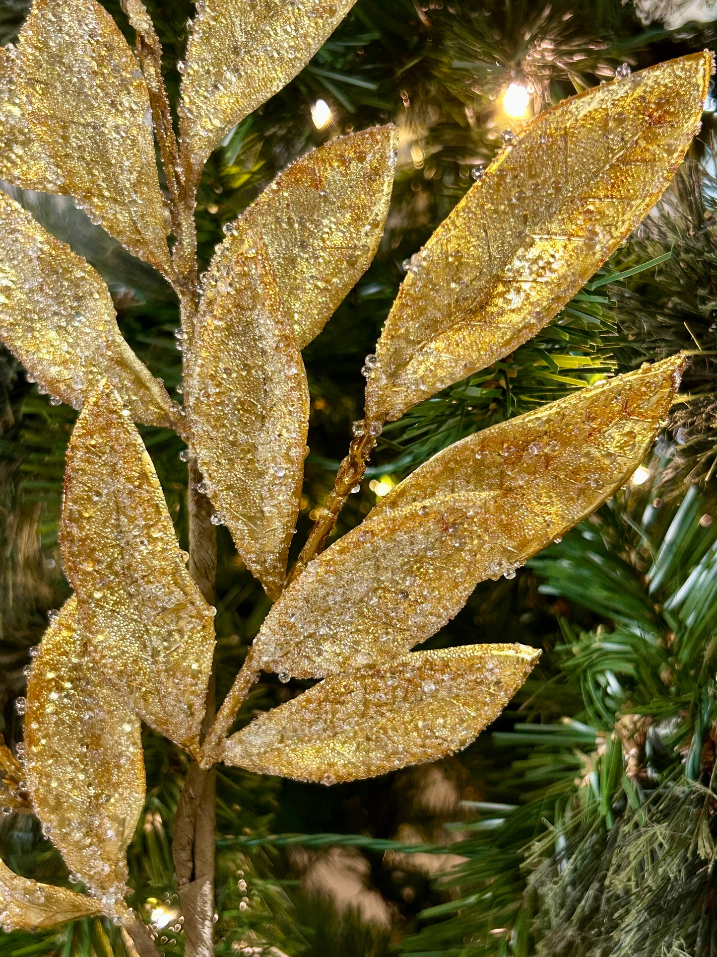 21 Inch Gold Leaf Spray