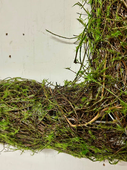 19 Inch Rectangle Moss And Vine Wreath