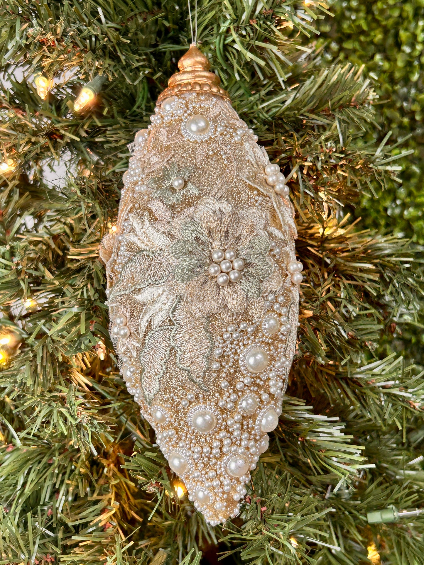 10 Inch Champagne Pearl Embossed Glitter Finial Ornament