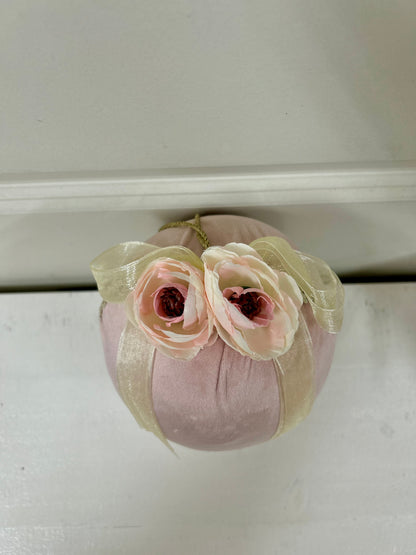 8.25 Inch Paisley And Velvet Easter Egg Two Styles