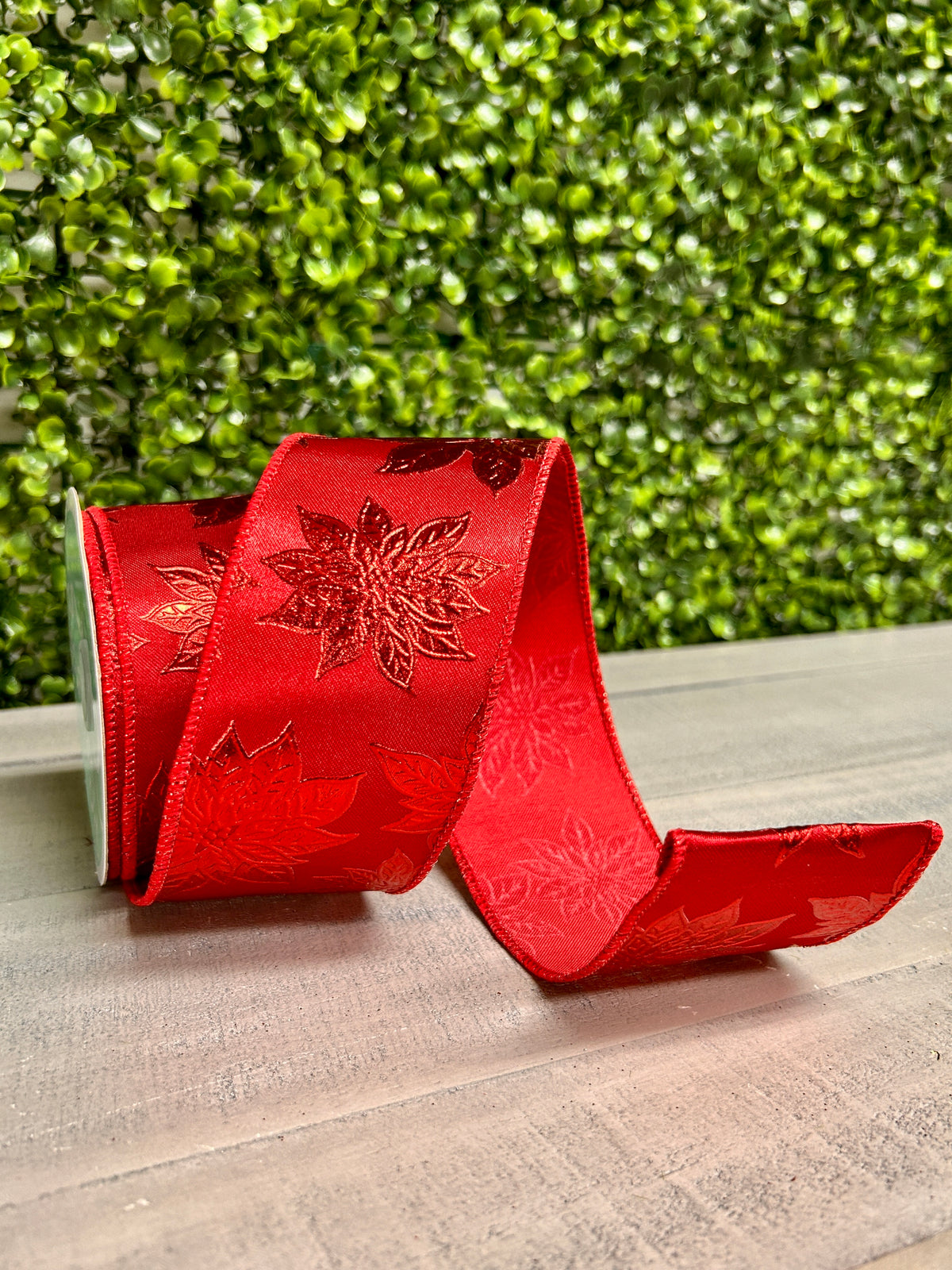 2.5 Inch By 10 Yard Red Metallic Poinsettia Ribbon