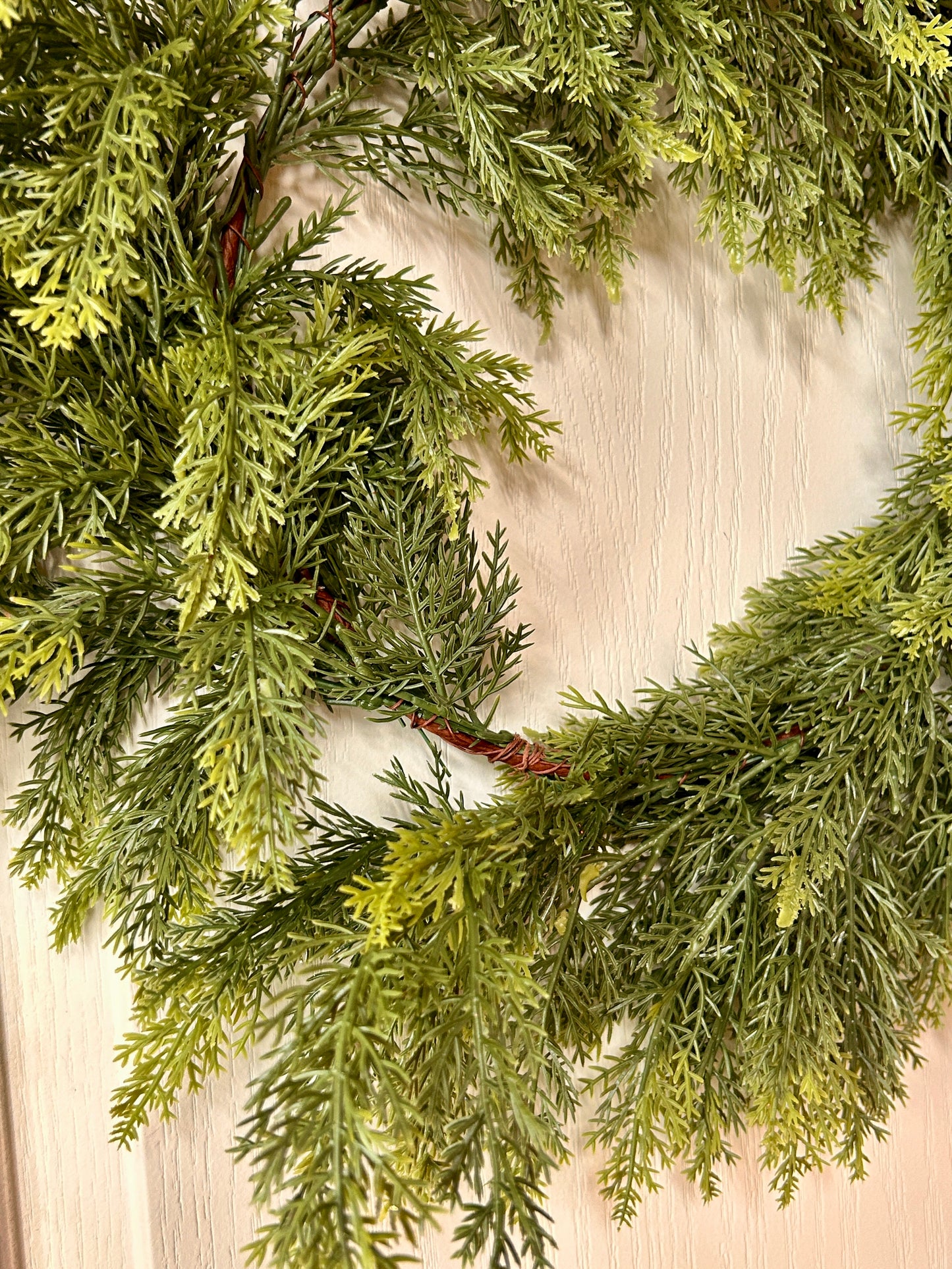 20 Inch Wispy Fresh Touch Cedar Wreath