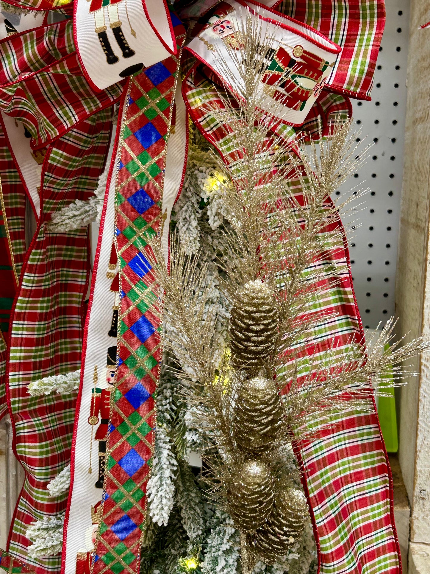 33 Inch Champagne Glitter Pinecone Spray