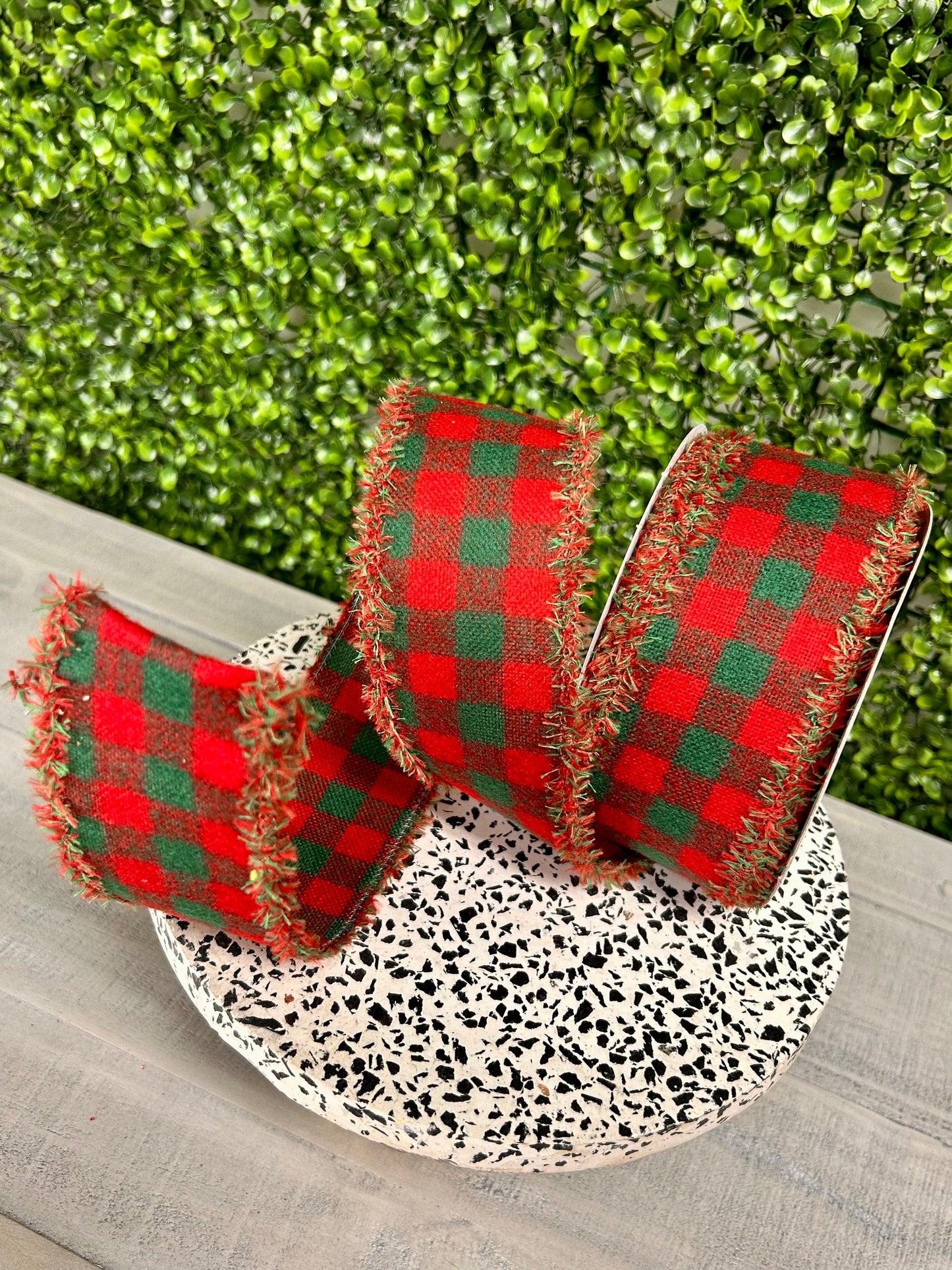 2.5 Inch By 10 Yard Red And Green Fuzzy Flannel Check With Drift Edge Ribbon