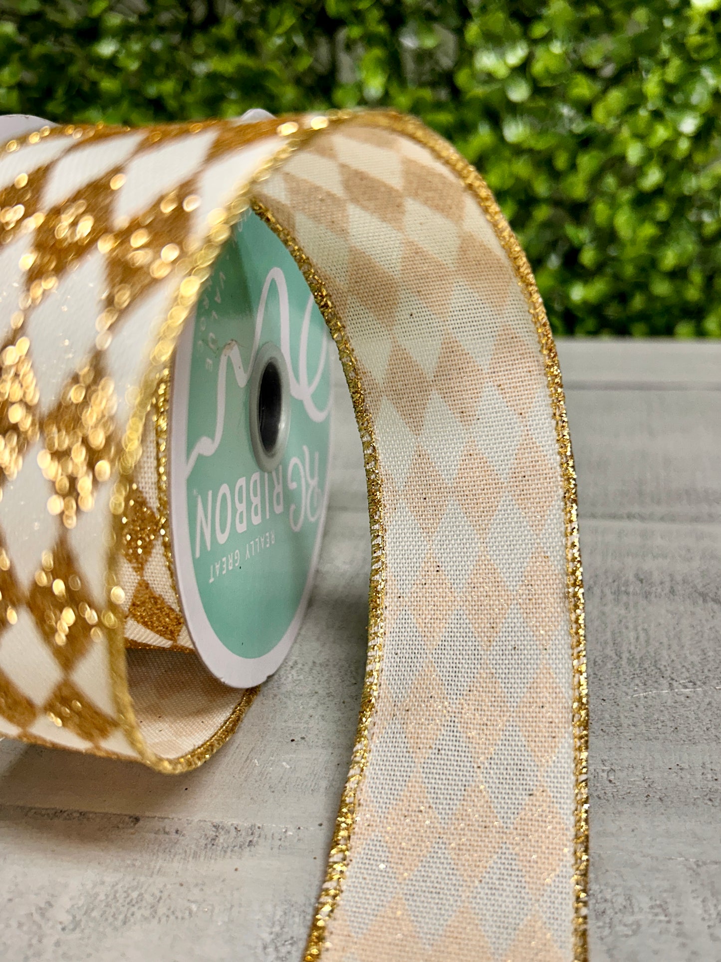 1.5 Inch By 10 Yard Cream And Gold Glitter Harlequin Ribbon