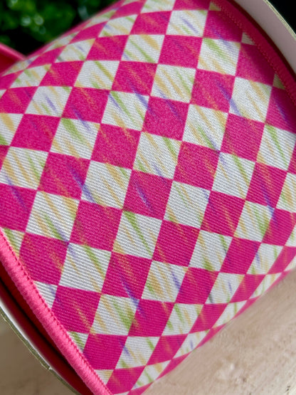4 Inch By 10 Yard Hot Pink And White Antique Diamond Fused Ribbon