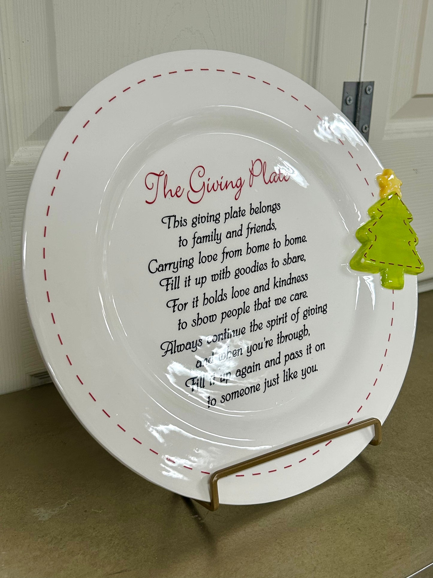 Ceramic Giving Plate With Tree