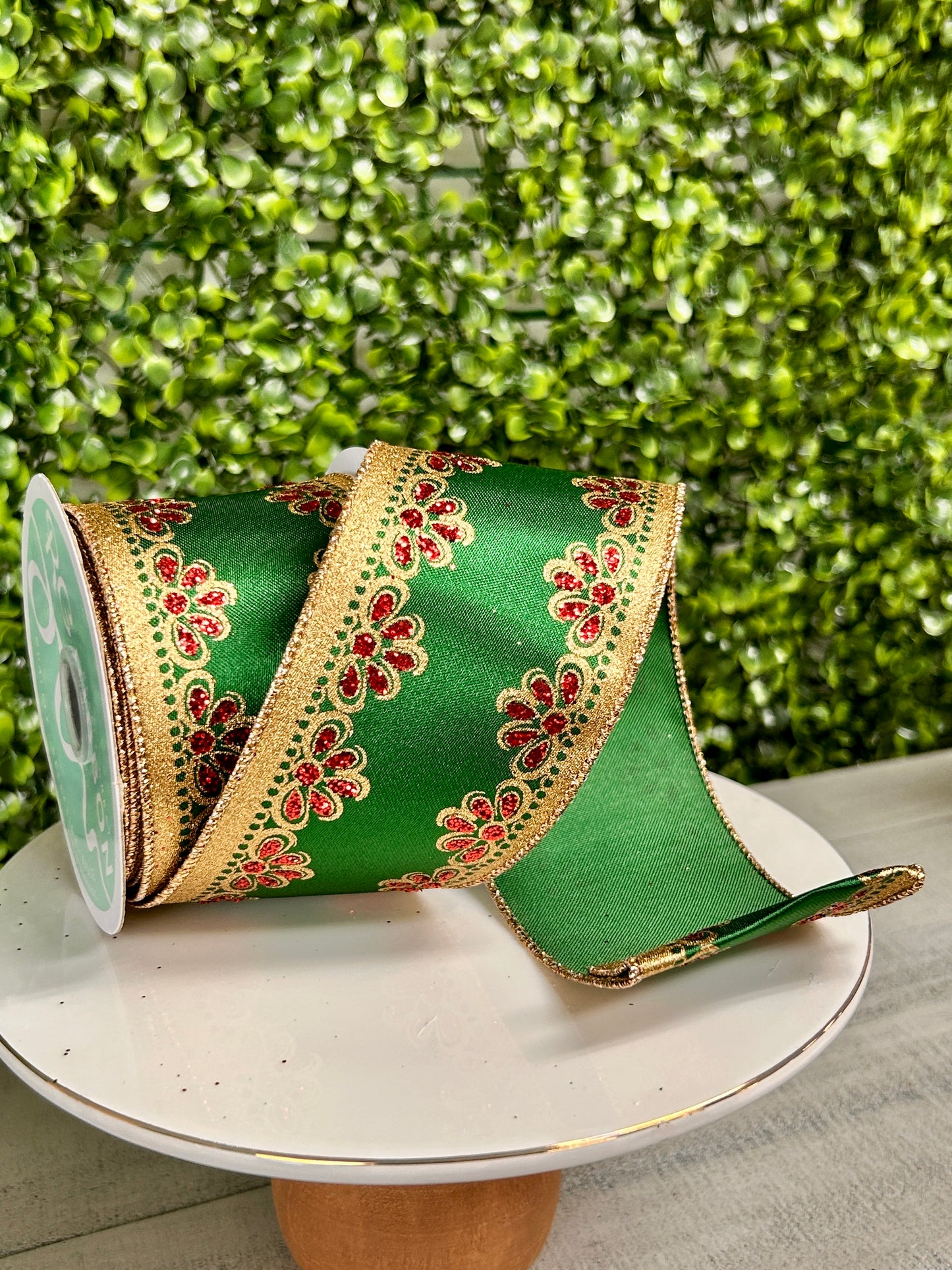 2.5 Inch By 10 Yard Red And Gold Scallop Trim On Emerald Ribbon