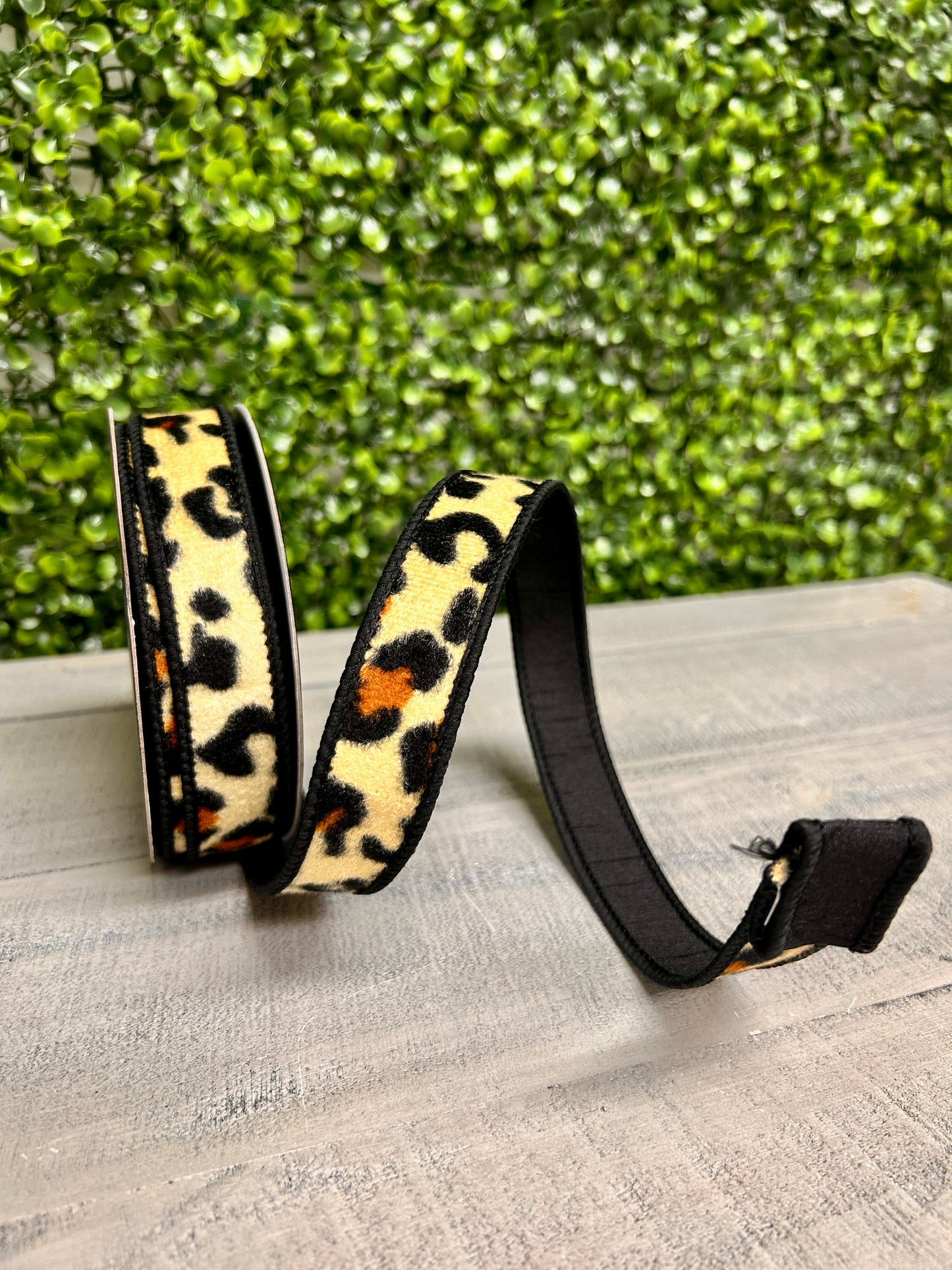 John Mark 1 Inch By 10 Yard Dupioni Fused Tan Leopard Pattern Ribbon