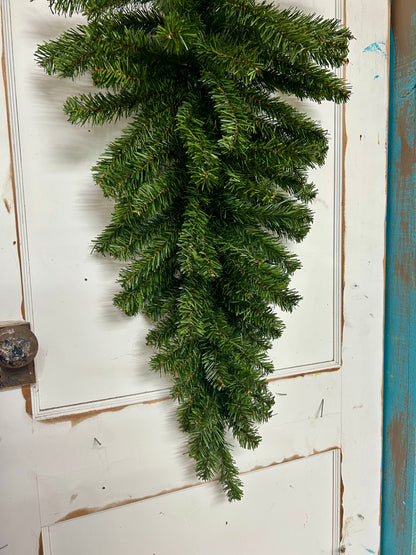 32 Inch Canadian Pine Teardrop