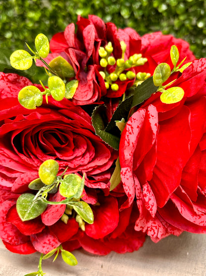 18 Inch Red Rose Hydrangea Bush
