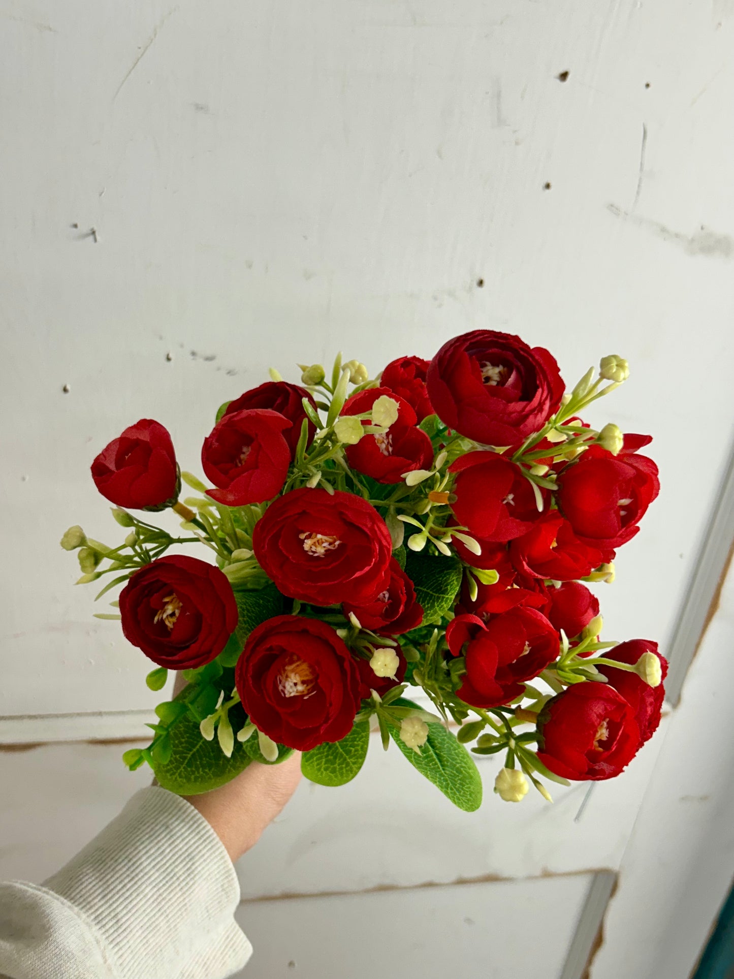 Red Mini Ranunculus Bush