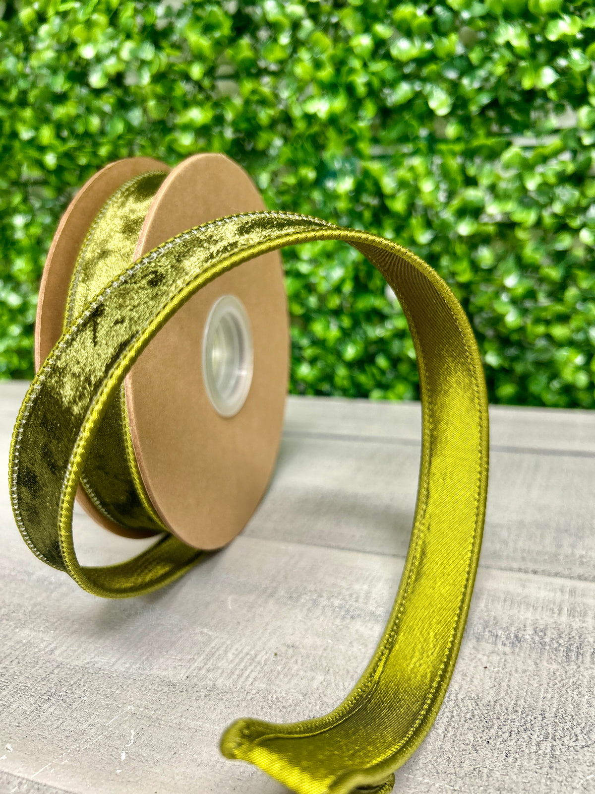 1 Inch By 10 Yard Moss Green Heritage Velvet Ribbon