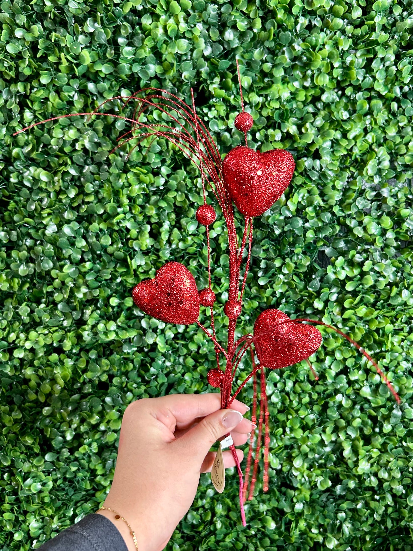 13 Inch Red Glitter Heart Spray