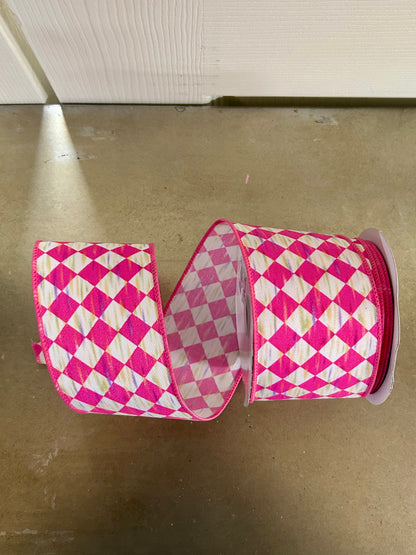 2.5 Inch By 10 Yard Hot Pink And White Antique Diamond Ribbon