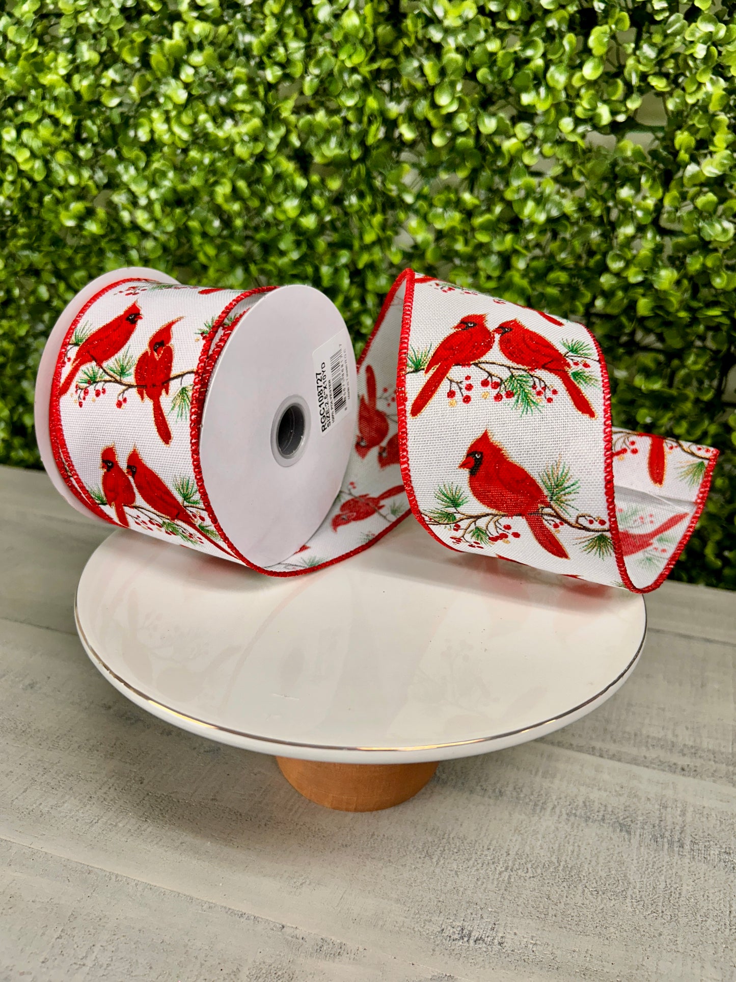2.5 Inch By 10 Yard Cardinals On Branch On White Royal Ribbon