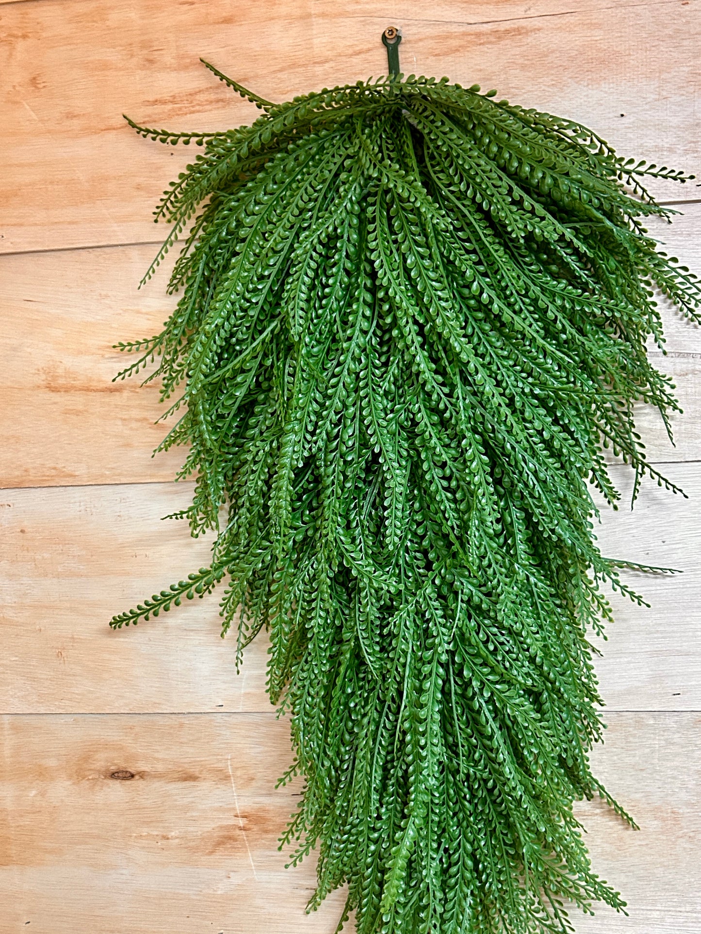 32 Inch Green Bead Grass Teardrop