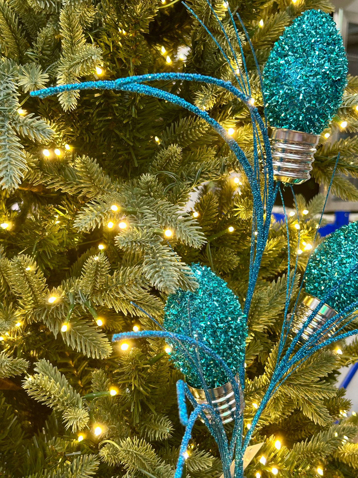 28 Inch Aqua Tinsel Bulb Spray