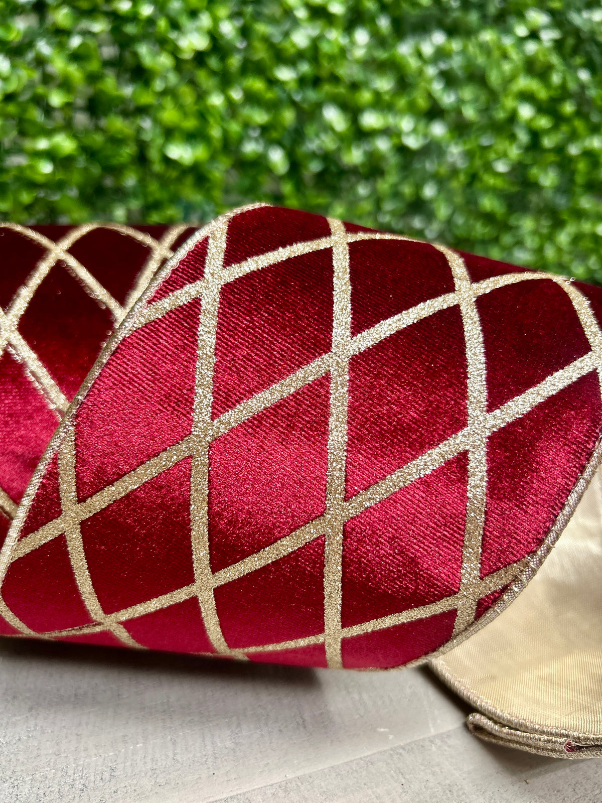 4 Inch By 10 Yard Burgundy With Glittered Diamond Velvet Ribbon