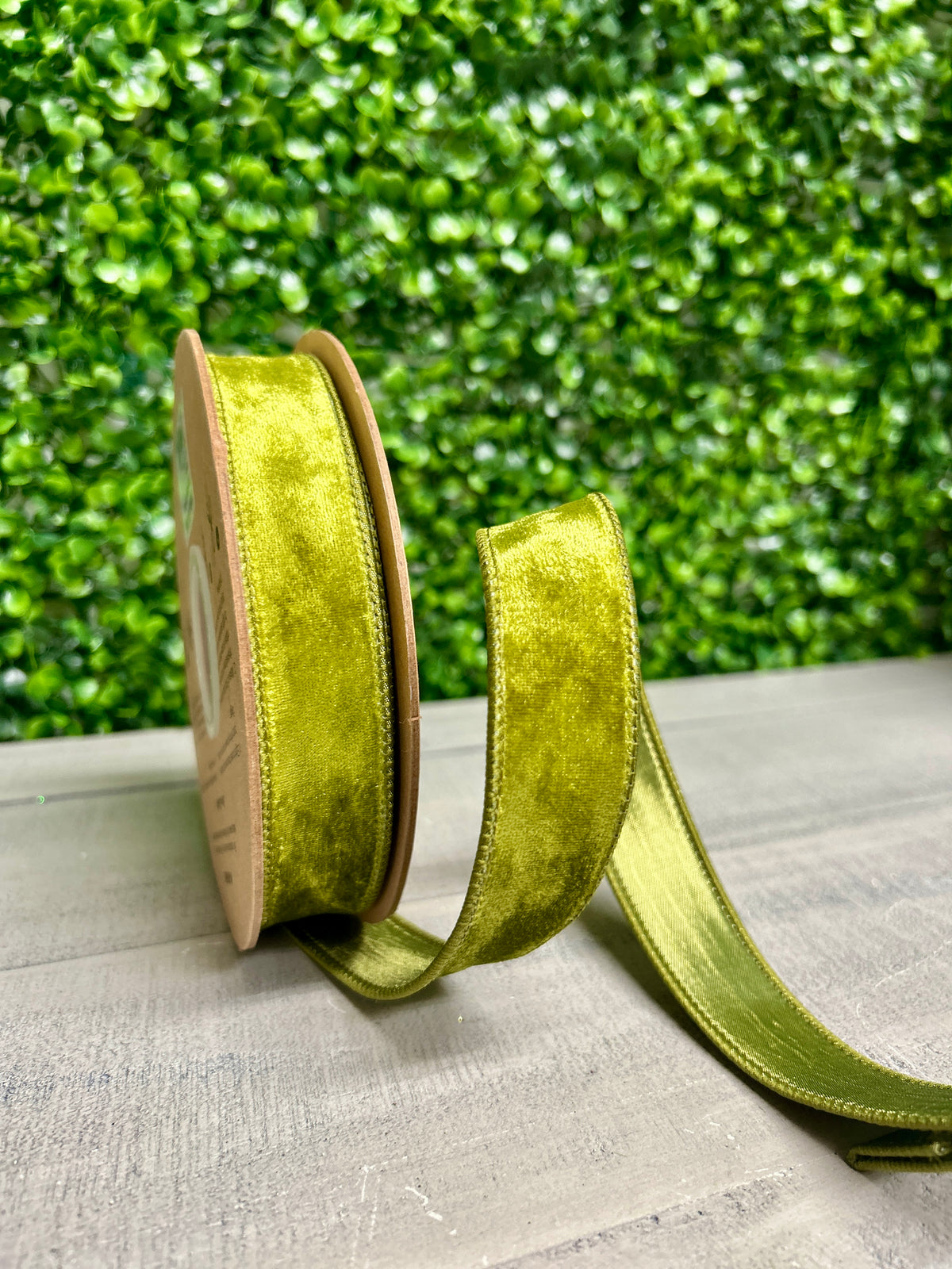 1 Inch By 10 Yard Willow Heritage Velvet Ribbon
