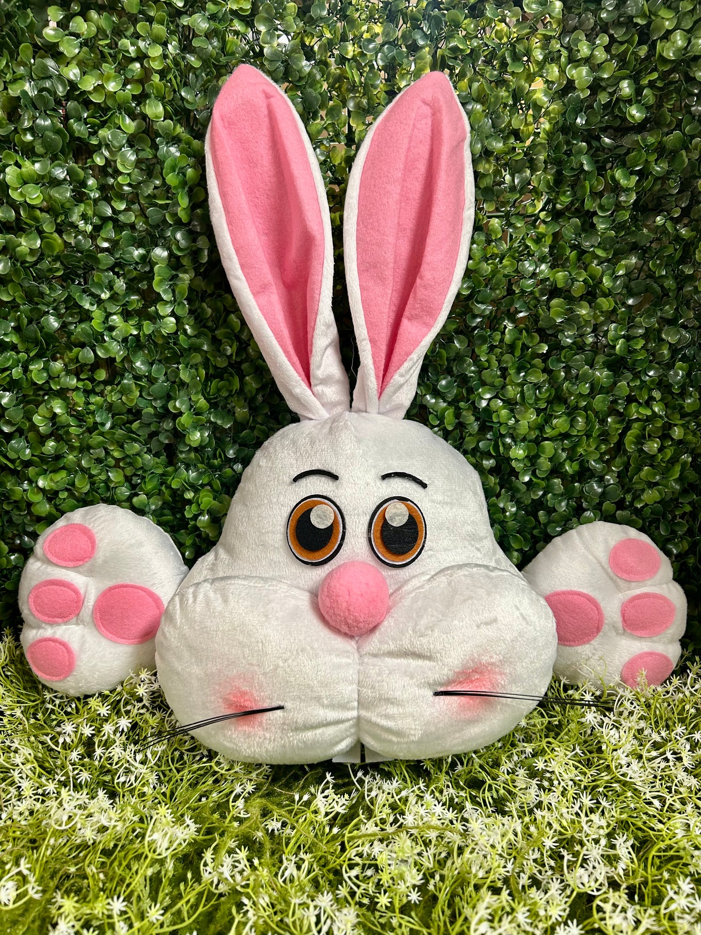 Three Piece Bunny With Paws Decor Kit