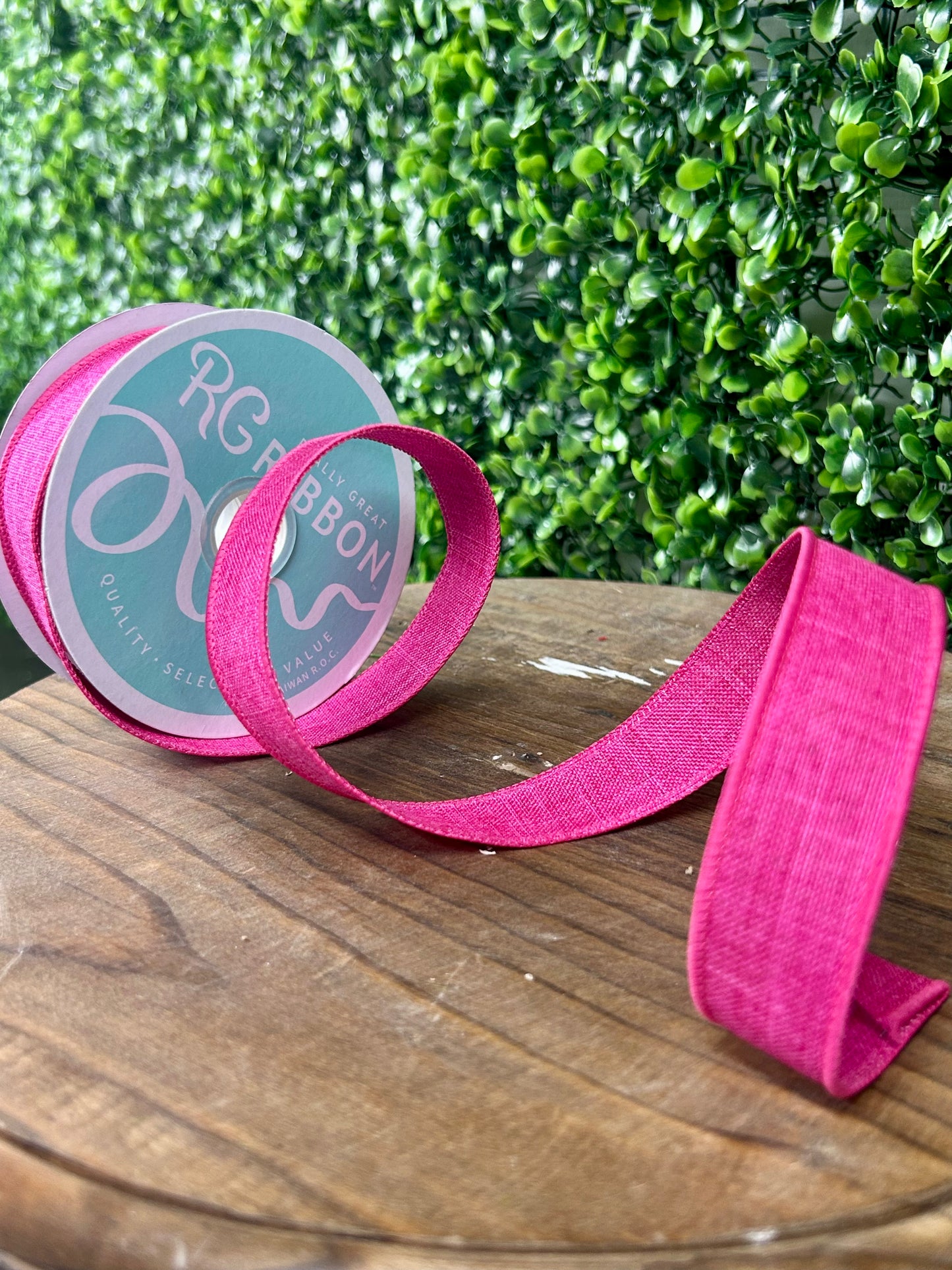 7/8 Inch By 10 Yard Fuchsia Royal Burlap Ribbon
