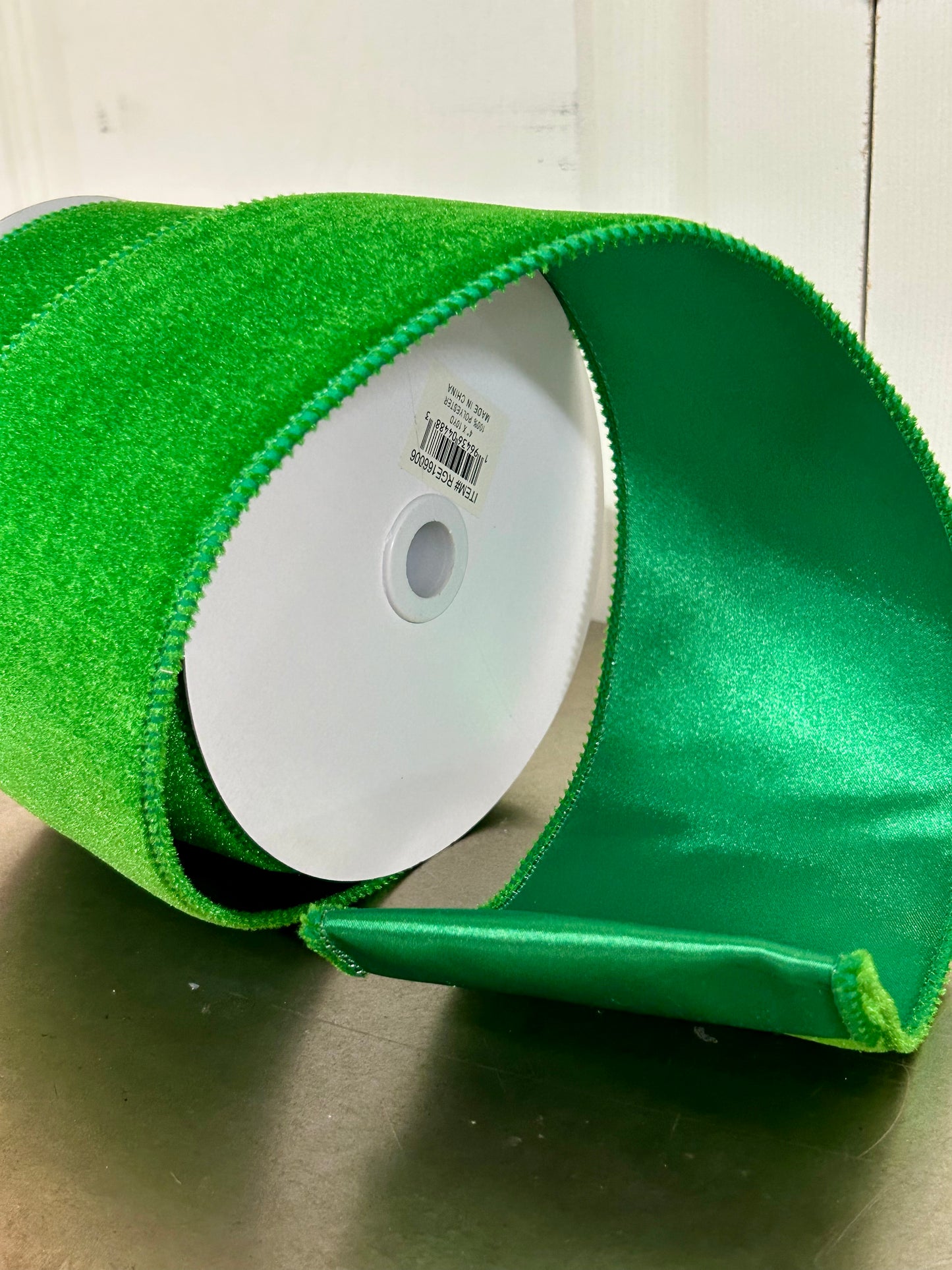 4 Inch By 10 Yard Emerald Green Deluxe Velvet With Satin Backing Ribbon