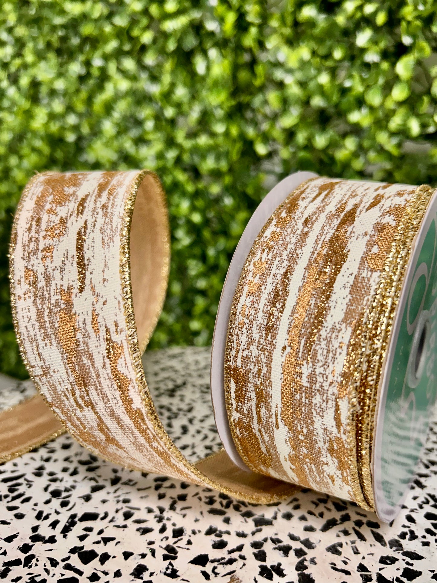 1.5 Inch By 10 Yard Beige Cream And Gold Glitter Metallic Streaks Ribbon