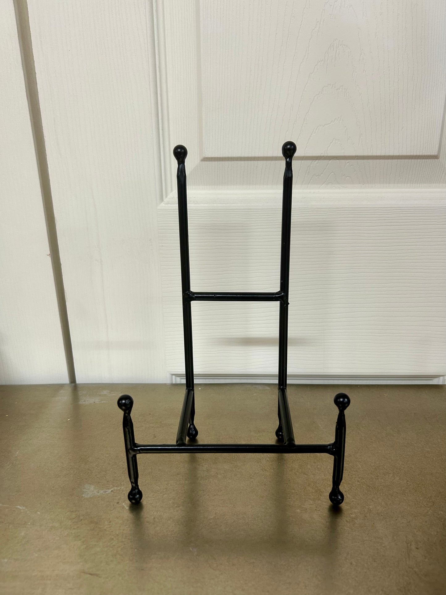 Black Metal Rectangular Tabletop Display Easel With Ball Details Four Sizes