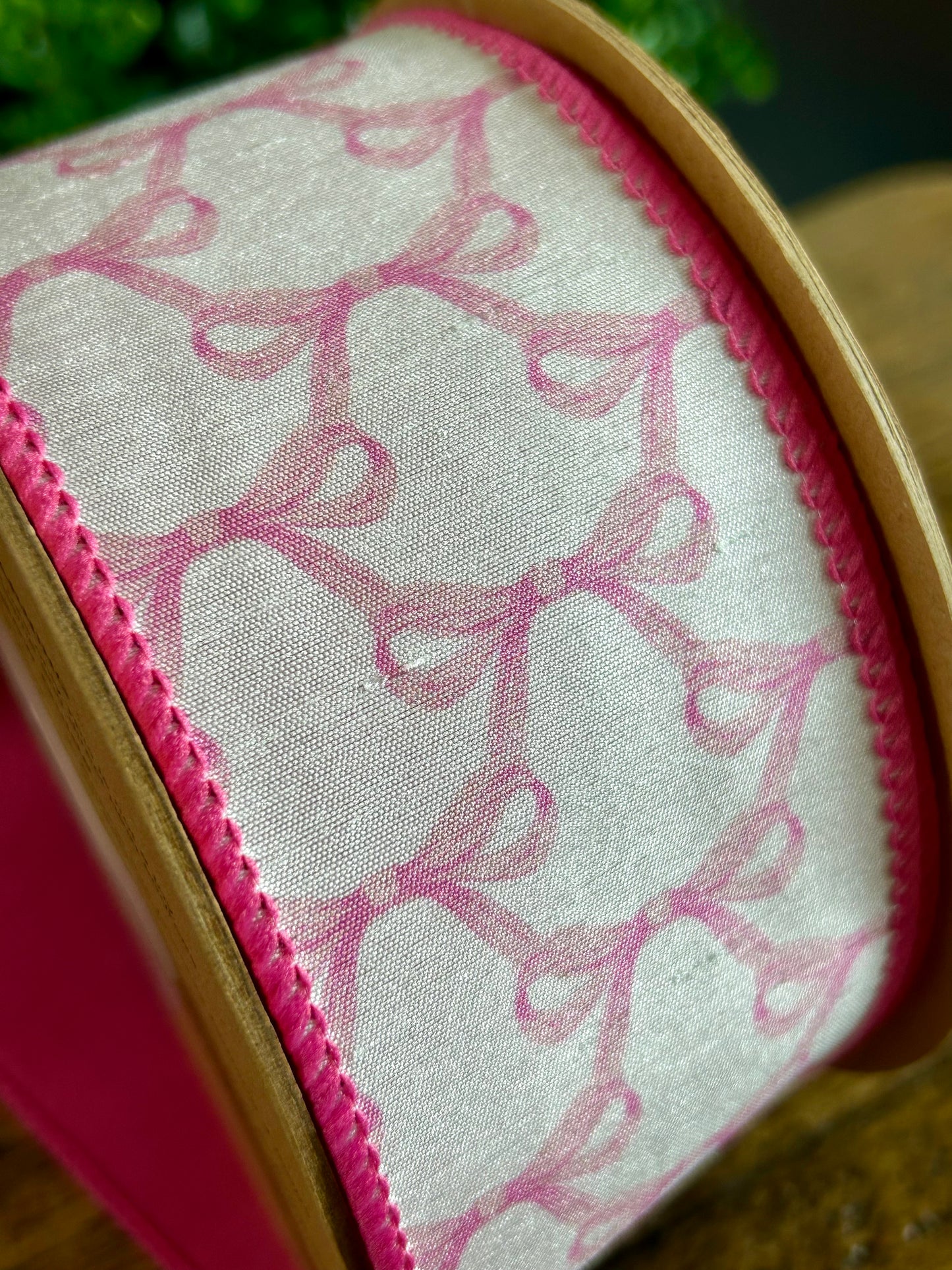 2.5 Inch By 10 Yard Pink Bows On White Dupioni Ribbon