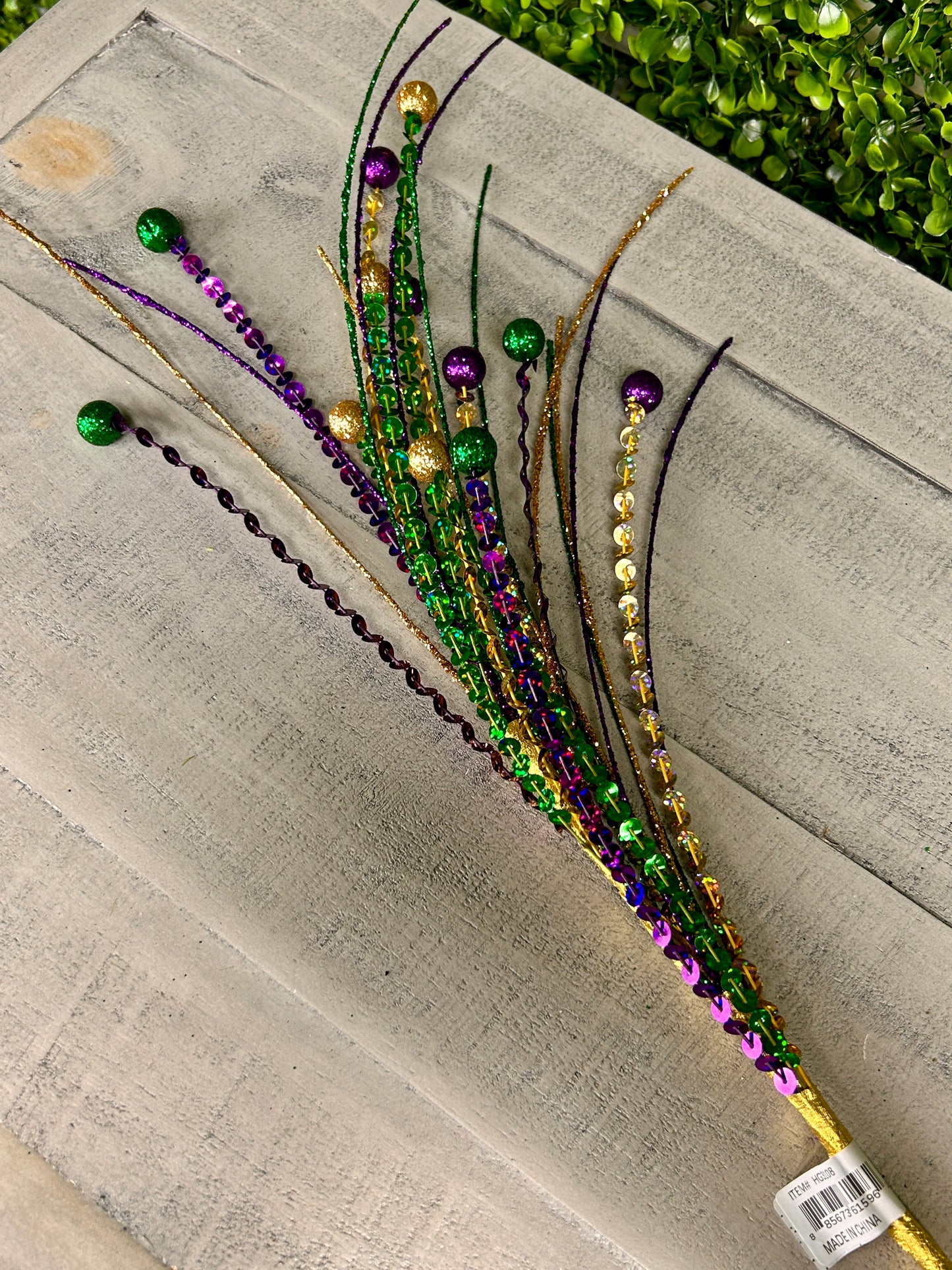 26 Inch Mardi Gras Laser Sequin Glitter Ball Spray