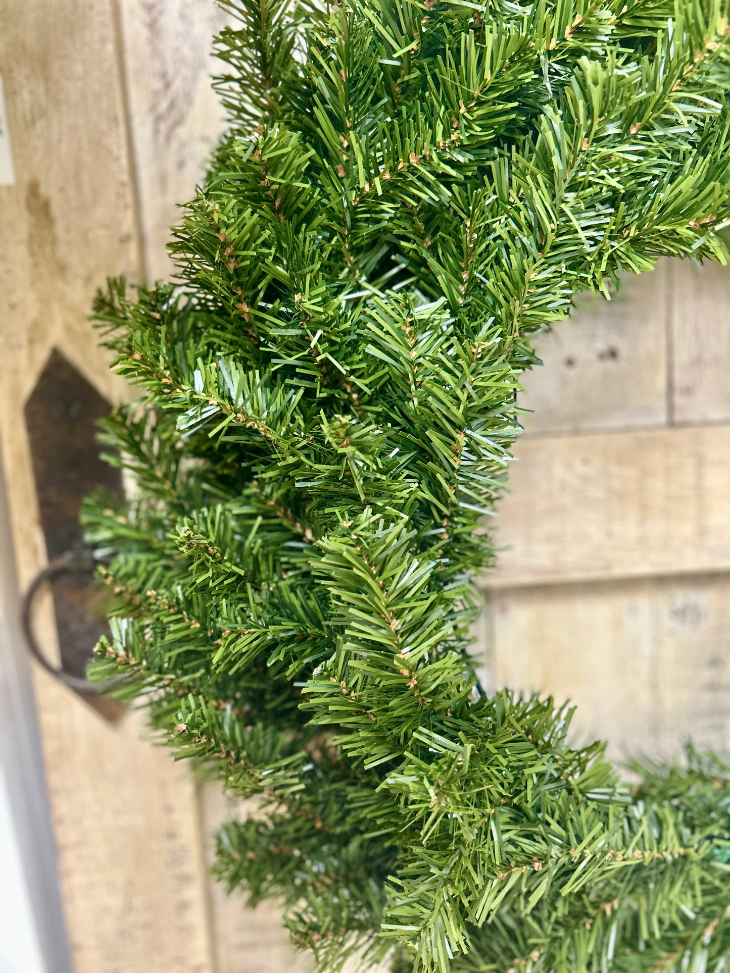 24 Inch Evergreen Canadian Pine Wreath