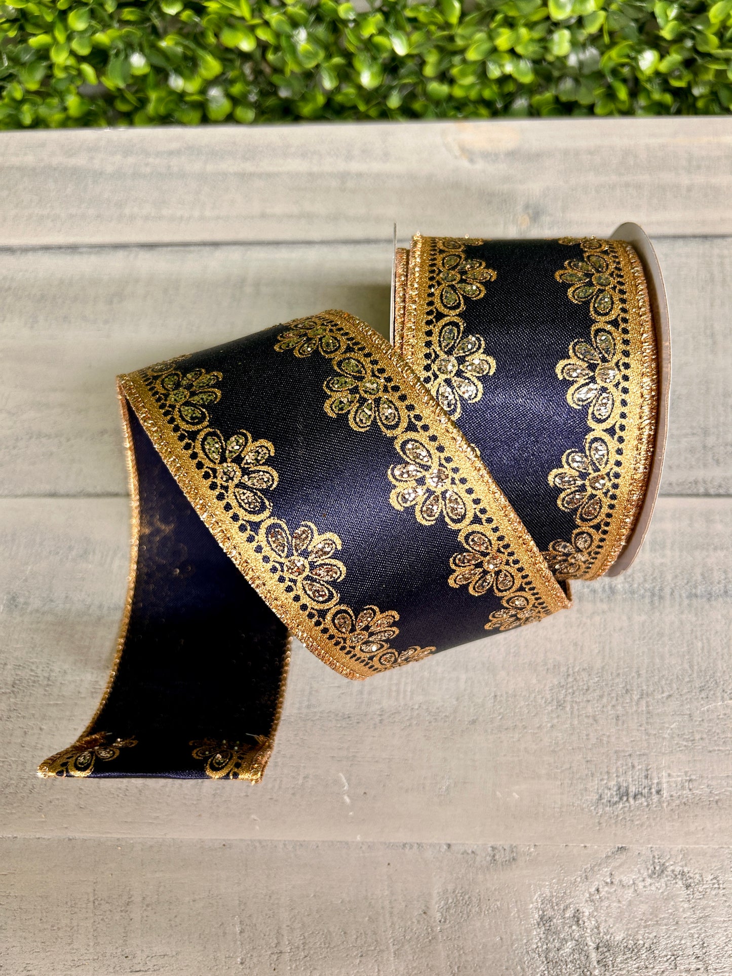 2.5 Inch By 10 Yard Navy Gold And Champagne Lux Scallop Trim Ribbon