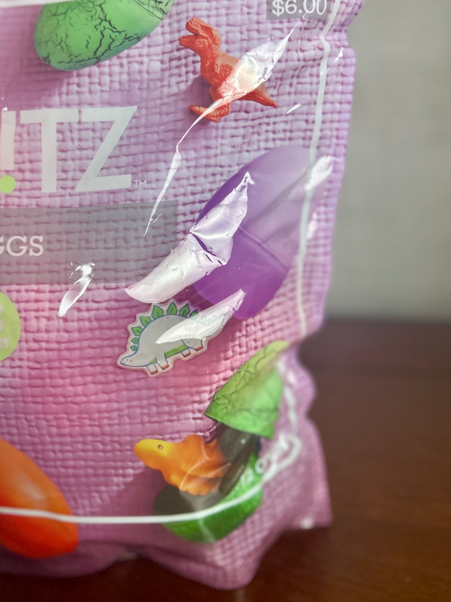 Spritz Toy Filled Eggs